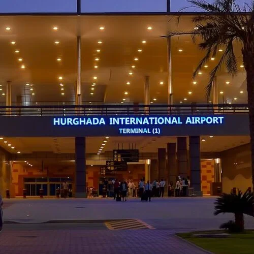 Cairo Airport Transfer in a Private Mini Van Economy